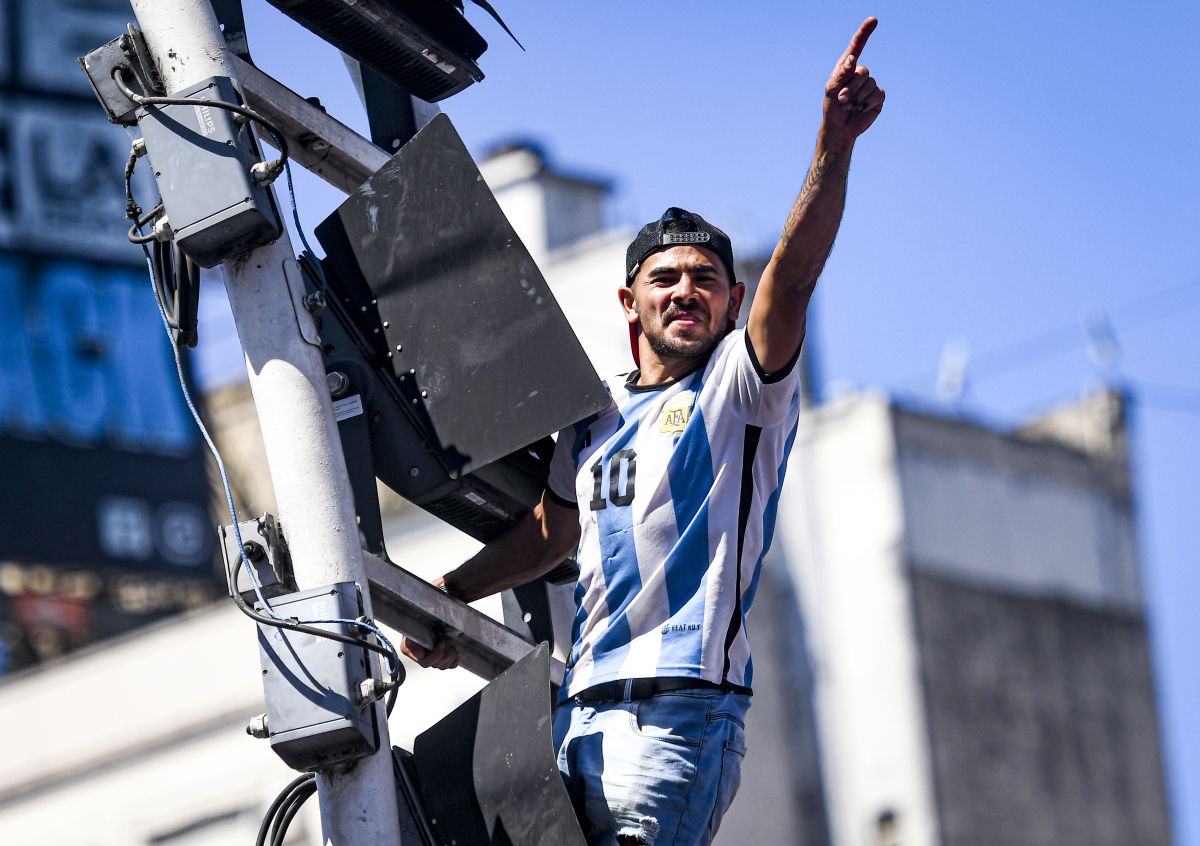 九游网页客户端-关于国际比赛日体能课后,亚特兰大绝杀压哨备战国王杯,质疑声仍在,身体对抗强度拉满的信息