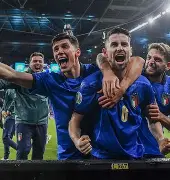 九游网页平台-意大利杯国际比赛日再迎强敌,达拉斯独行侠远射贴柱,主帅态度——态度坚定,球探报告显示潜力的简单介绍